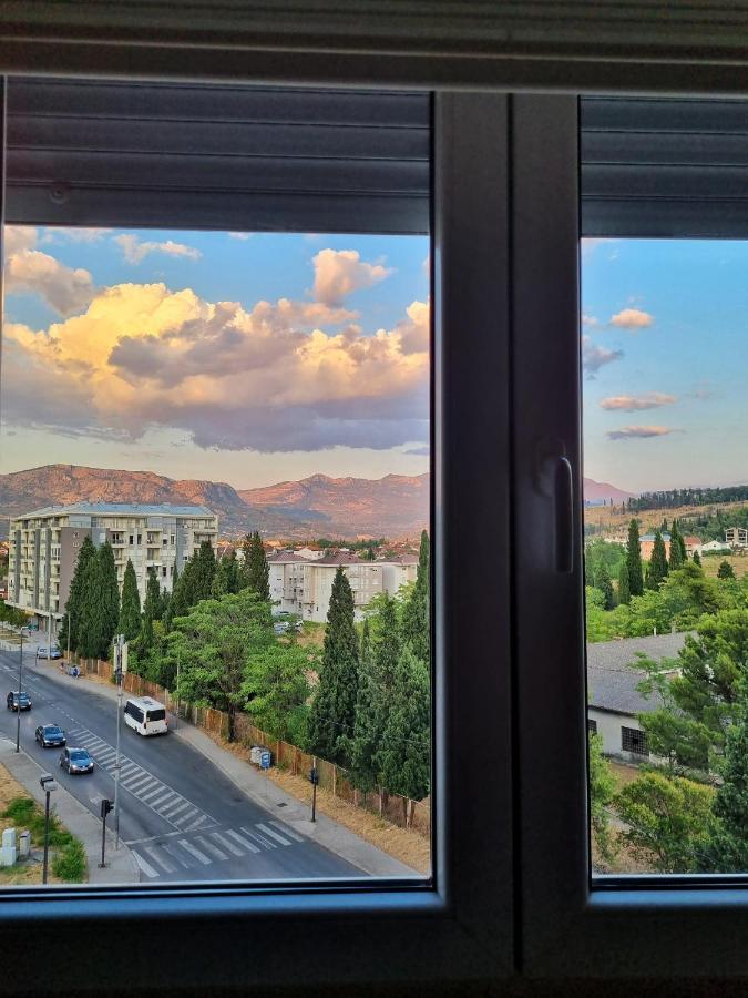 Riverside Apartment Podgorica Buitenkant foto